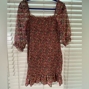 Floral smocked dress (Size S)